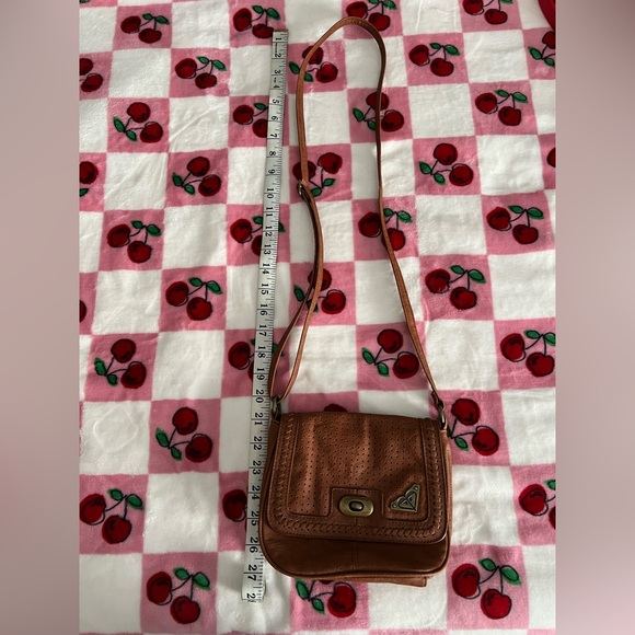 Roxy Brown Crossbody Bag - Picture 5 of 9